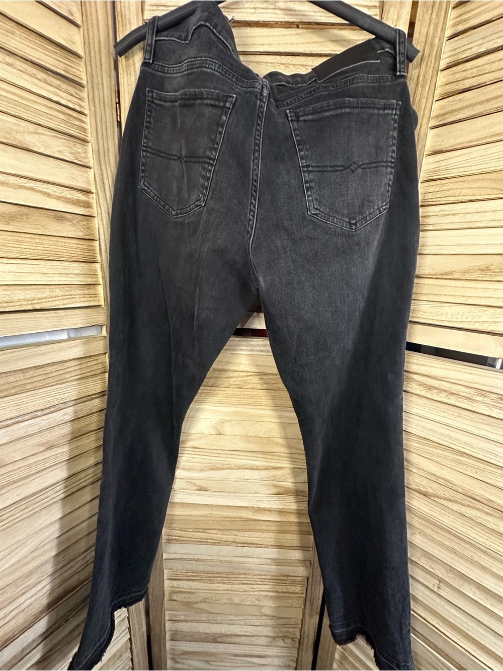 Lucky Brand Sweet Mid Rise Straight Black Jeans Raw Hem Size 8/29 - Picture 3 of 6